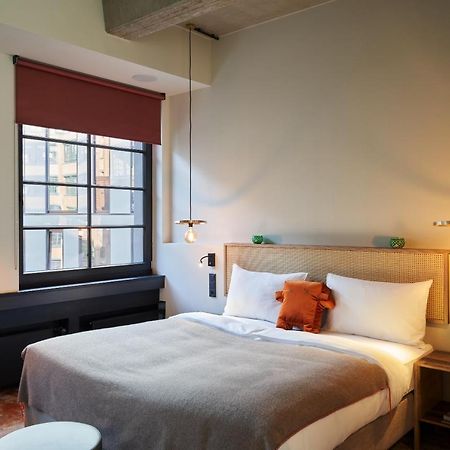 Hood House Hotel Хамбург Екстериор снимка