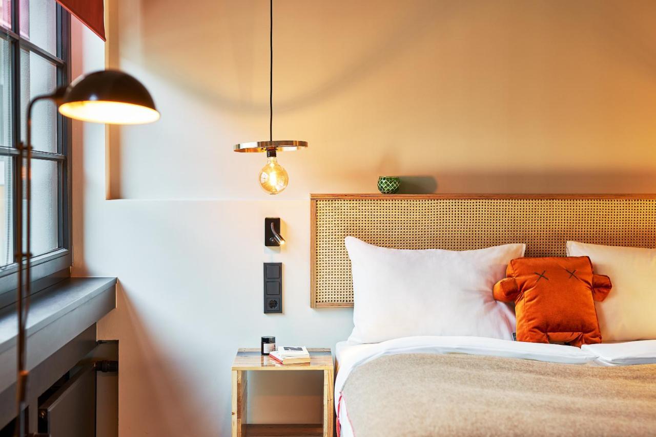 Hood House Hotel Хамбург Екстериор снимка
