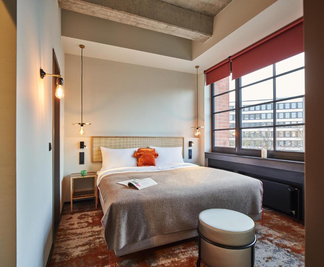 Hood House Hotel Хамбург Екстериор снимка