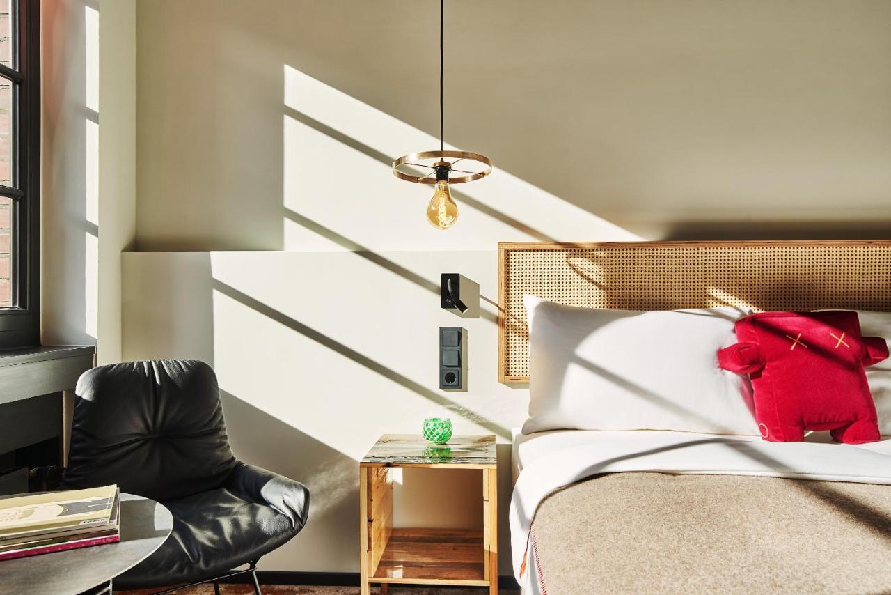 Hood House Hotel Хамбург Екстериор снимка